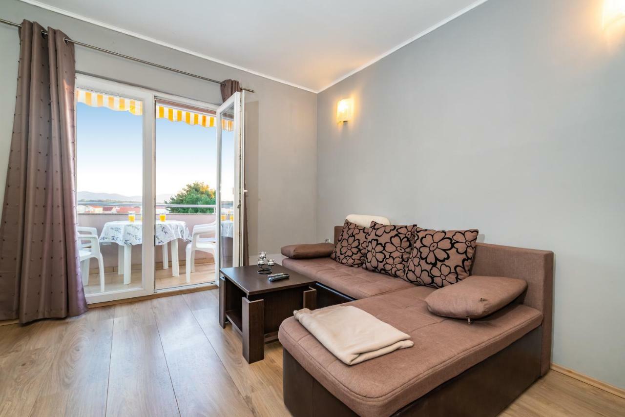 Apartment Adrian Biograd Na Moru Εξωτερικό φωτογραφία